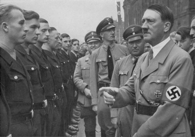 Teorii ?OCANTE: A supravie?uit Hitler? Unde ar putea TR?I | VIDEO