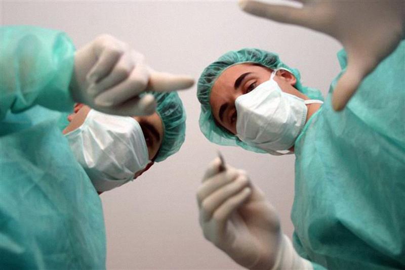 AFP: Germania vrea MEDICI STRĂINI, dar bariera LINGVISTICĂ face dificilă relaţia cu PACIENŢII