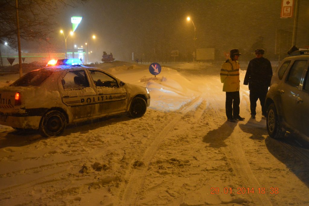 ALERTĂ. 16 judeţe şi Capitala, sub COD PORTOCALIU şi GALBEN, până joi la ora 10.00