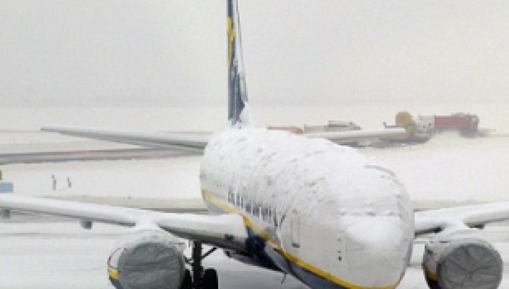 ALERTĂ. O cursă aeriană Dusseldorf - Bucureşti şi retur, ANULATĂ. Mai multe zboruri au întârzieri la DECOLARE