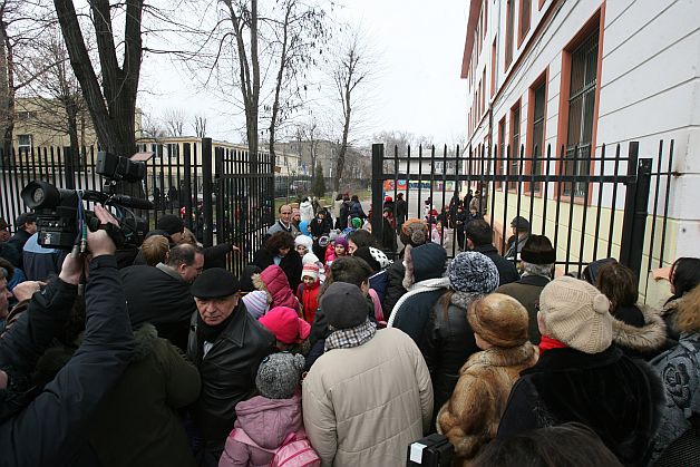 BA DA, BA NU! Inspectorii școlari s-au răzgândit: NU se FACE școală nici MÂINE! Ce se va întâmpla cu mediile neîncheiate