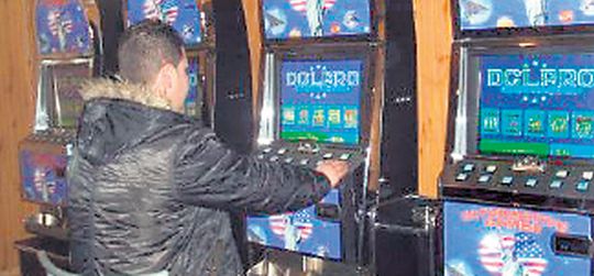 Benzinarul cu chef de păcănele