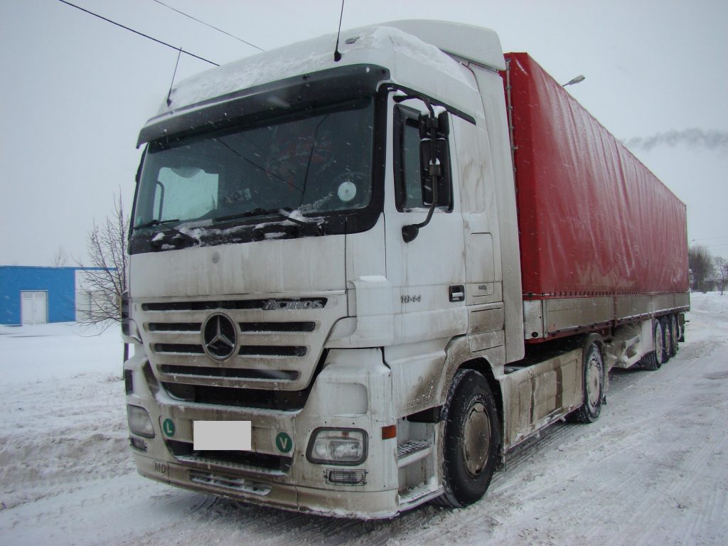 Circula PRIN VISCOL cu UN TIR FURAT