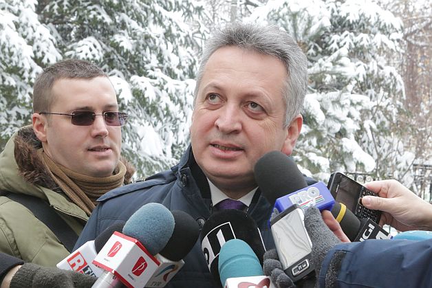 CUM a făcut Relu Fenechiu PRIMUL MILION DE EURO cu BULIBAŞA din Grajduri. STATUL îi va lua TOŢI BANII