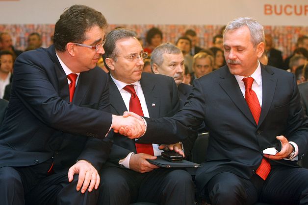 Cum stă Dragnea pe un „butoi de 100 milioane euro, bani publici, pentru cadouri electorale”