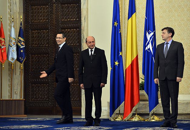 DEZBATEREA ZILEI. "Neagresiune"cu forţa în USL. Baronii USL, împăcaţi cu de-a sila. Tu ce părere ai?