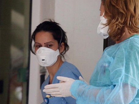 EPIDEMIE DE GIPĂ cu virus A H1N1, în Canada: Cel puţin 1.000 de cazuri. Cinci oameni au MURIT