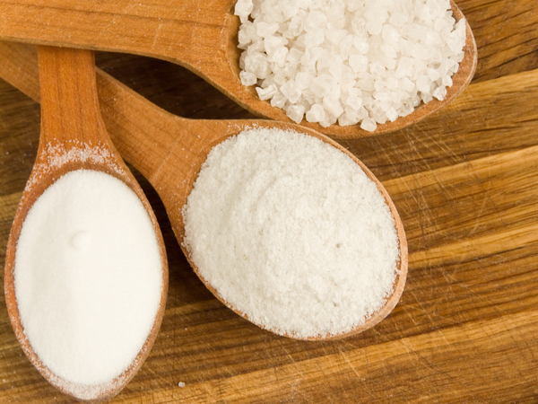 Este sarea de mare mai sănătoasă decât sarea de masă?