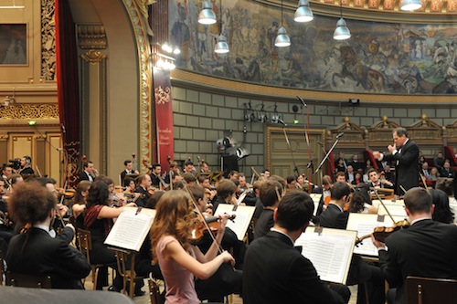 IARNA MAGICĂ - Un altfel de vals