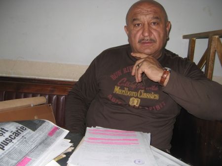 INTERLOP DE TOP. Costică Argint, atac gramatical la liderii romilor. “Nu poţi să fii împărat sau rege şi să nu vorbeşti corect limba română. Hernia e o boală!”