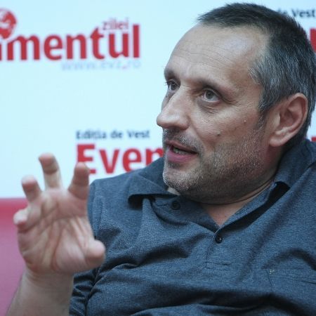 Le vom mânca din palmă dolarii