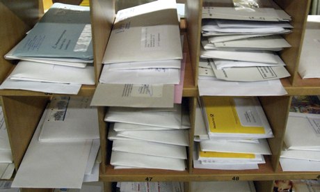 Noi tarife la Poşta Română. Pentru ce servicii se percep costuri mai mari cu 100%