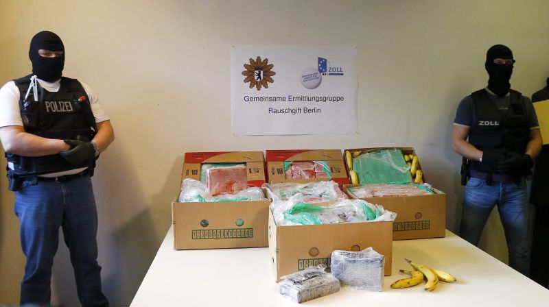Poliţia germană a descoperit 140 de kg de cocaină într-un supermarket