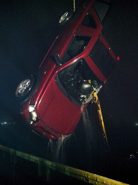 ȘASE OAMENI AU PIERIT ÎNECAȚI LA CERNAVODĂ. Şi-a condus familia spre moarte, BEAT ȘI FĂRĂ PERMIS