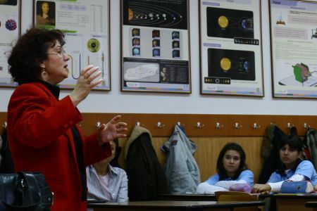 Sindicaliștii din Educaţie: "Liderii partidelor să spună dacă mai susţin sau nu învăţământul obligatoriu gratuit"