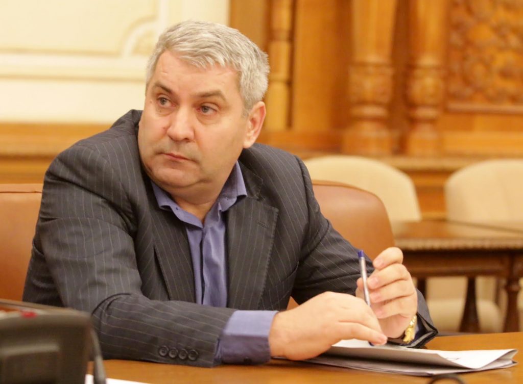 STENOGRAME. Cum se feliază CIOLANUL PUTERII pentru parlamentari. Deputatul Coman ”Auto”: ”Dacă ești prost, mori”