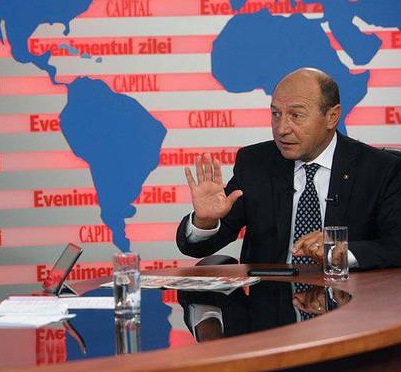 TRAIAN BĂSESCU, la  EVZ TV: Nu exclud organizarea unui REFERENDUM pentru Parlament UNICAMERAL odată cu prezidențialele