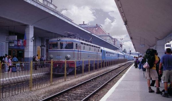 Un bărbat din Cluj a murit lovit de TREN