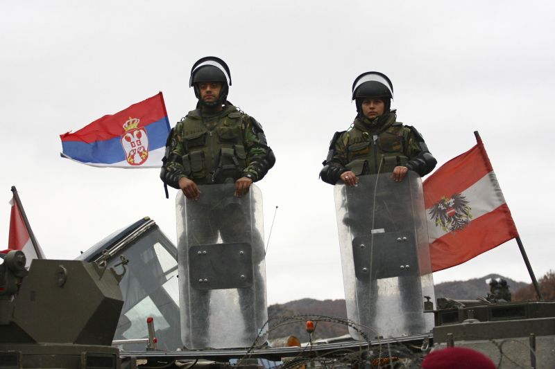 Un politician sârb a fost asasinat în nordul Kosovo
