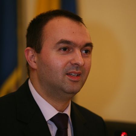 Adomniţei: Nu există nicio presiune din teritoriu asupra lui Crin Antonescu să rămânem la guvernare