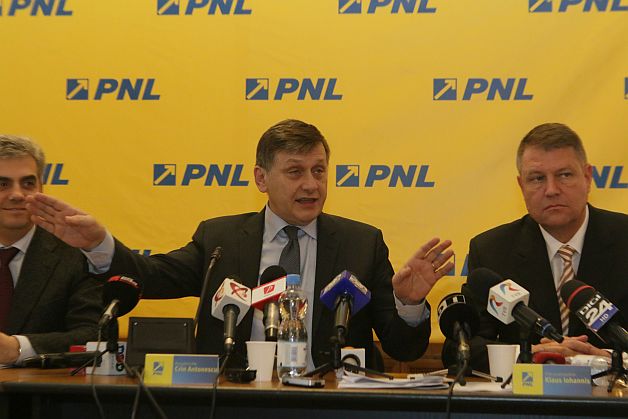 Antonescu l-a pus pe Iohannis contra-premier