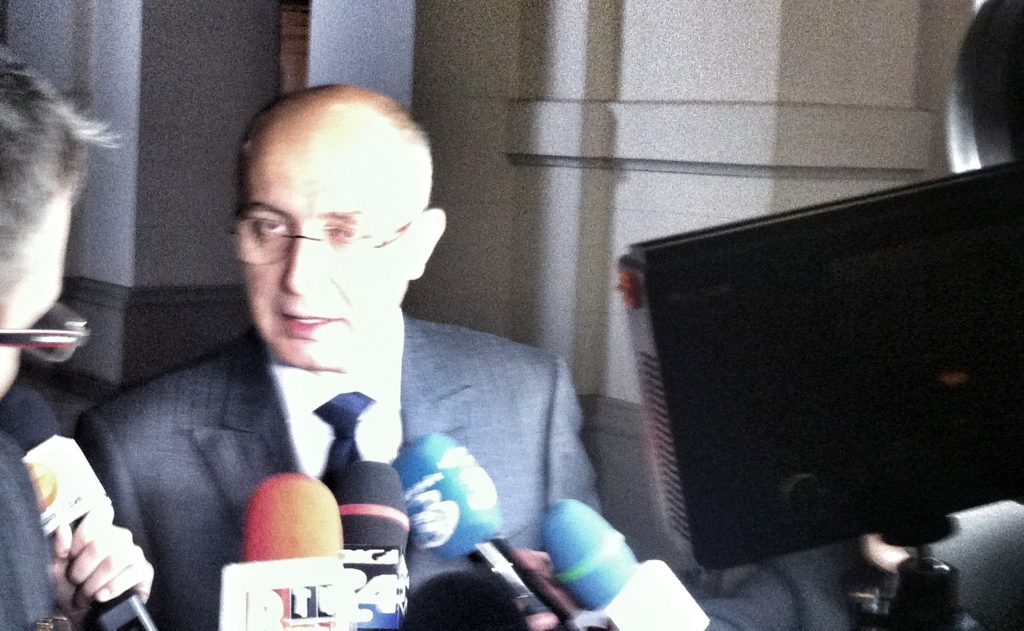 CAZ SIDERANT ÎN INSTANŢĂ. Magistratul din cazul Puiu Popoviciu spune că nu a primit noile coduri, deci nu are după ce judeca!