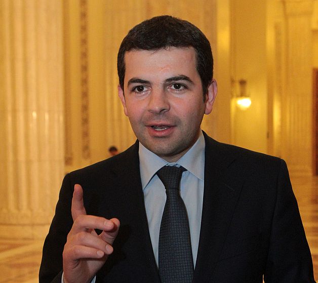 Daniel Constantin (PC): Sunt preşedintele unui partid care merită poziţia de vicepremier