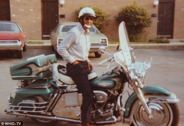 INCREDIBIL. Cum a cerut să fie ÎNGROPAT un motociclist care a murit la 82 de ani