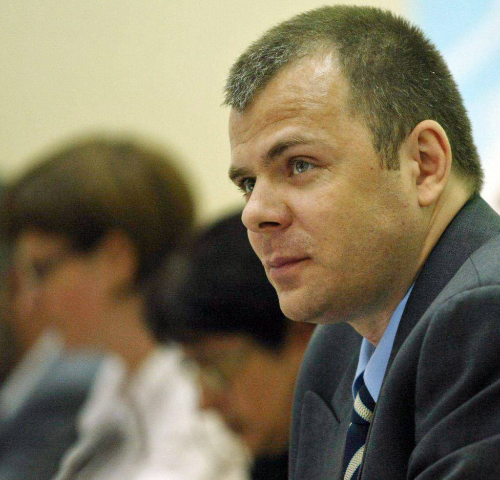 Liberalii dau astăzi testul măcelăriei lui Ponta