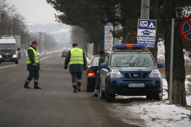 Micii contrabandişti îşi apără drepturile în vamă