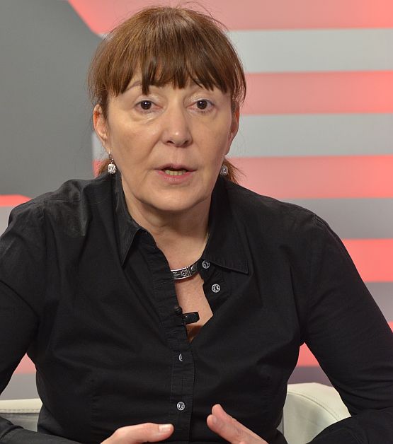Monica Macovei: USL să renunțe la revizuirea Constituției pe interese înguste de gașcă!