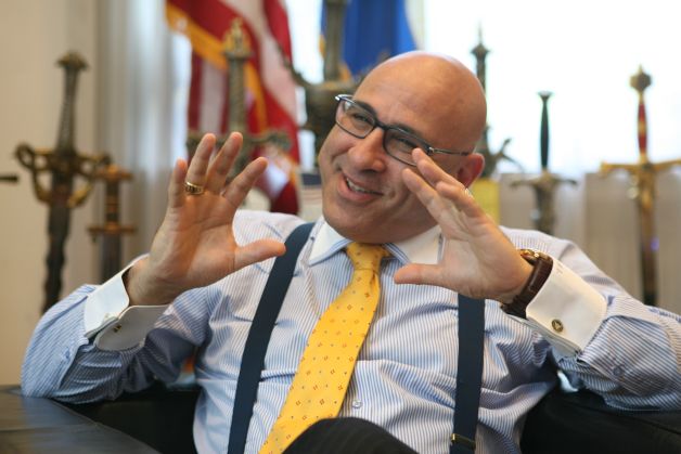 Niels Schnecker demisionează din funcția de director de campanie al lui Crin Antonescu