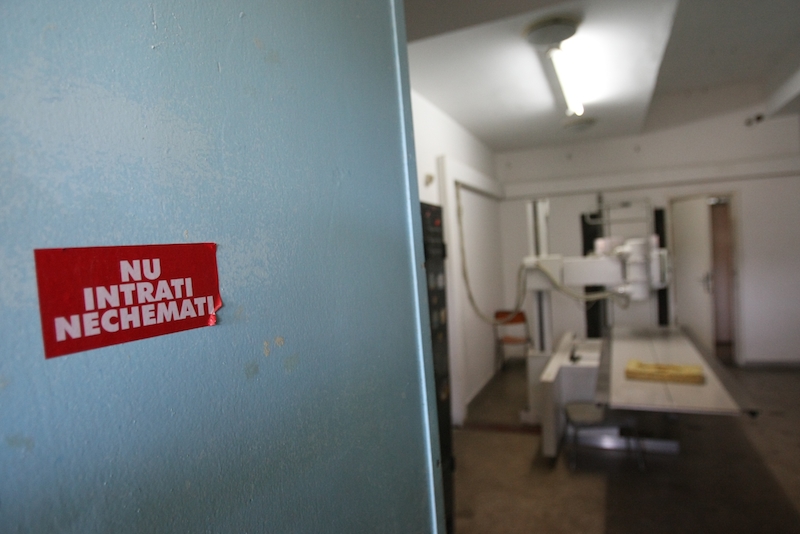 Primul DECES cauzat de GRIPA PORCINĂ în VEST. Femeia nu a putut fi salvată