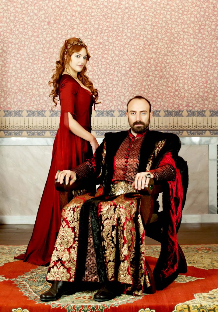 REVINE “Suleyman Magnificul – Sub domnia iubirii”