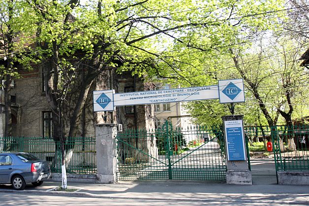 SCANDALUL celor 400.000 de doze de vaccin. Experţi OMS, în control la Institutul Cantacuzino