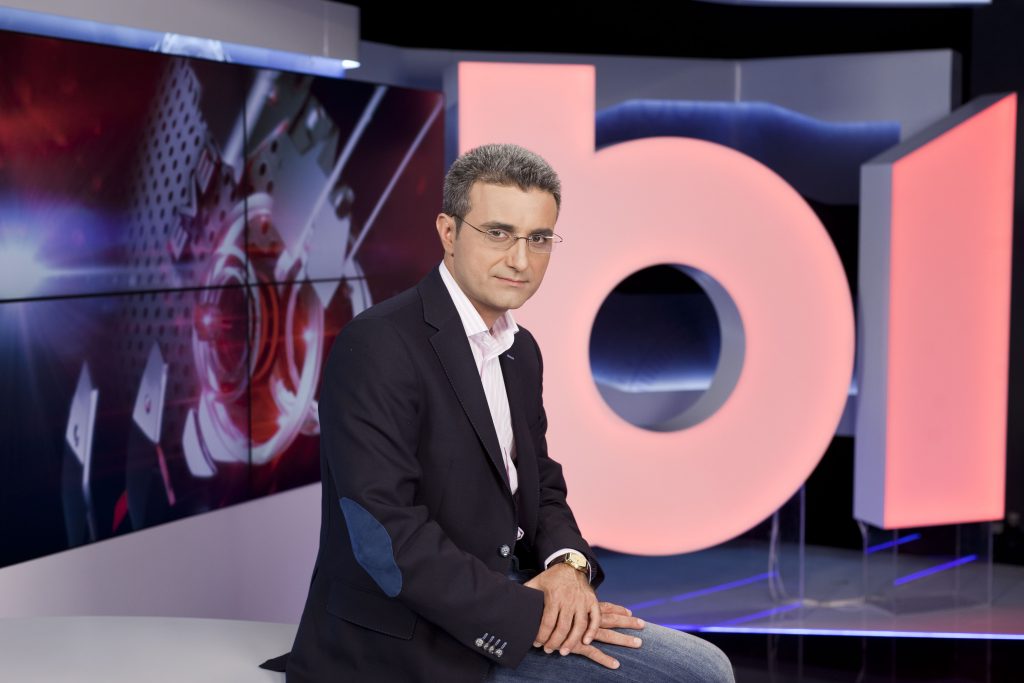 Societatea civilă îi ia apărarea lui Turcescu. ”Decizia CNA reprezintă o încălcare a libertății de exprimare și o încercare de intimidare a presei”