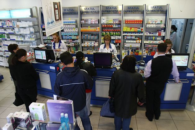 Taxa clawback diferenţiată, discutată cu producătorii de medicamente