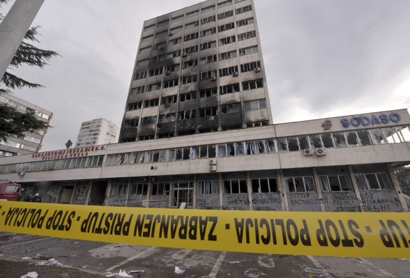 UPDATE. UE ar putea trimite trupe suplimentare în BOSNIA, dacă situația „escaladează”