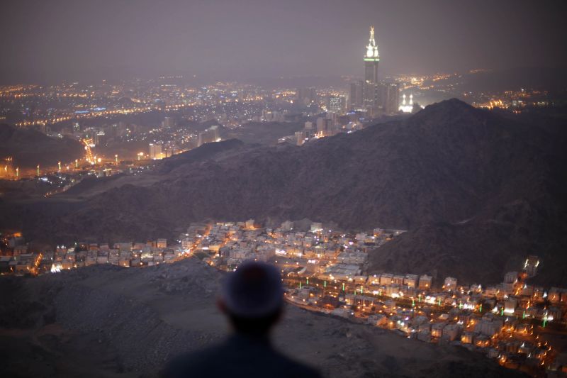 Arabia Saudită a interzis 50 de nume „insultătoare” la adresa musulmanilor