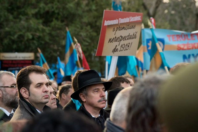 Au mărșăluit împreună, acum se dezic: liderii UDMR nu-i mai vor pe cei de la Jobbik alături