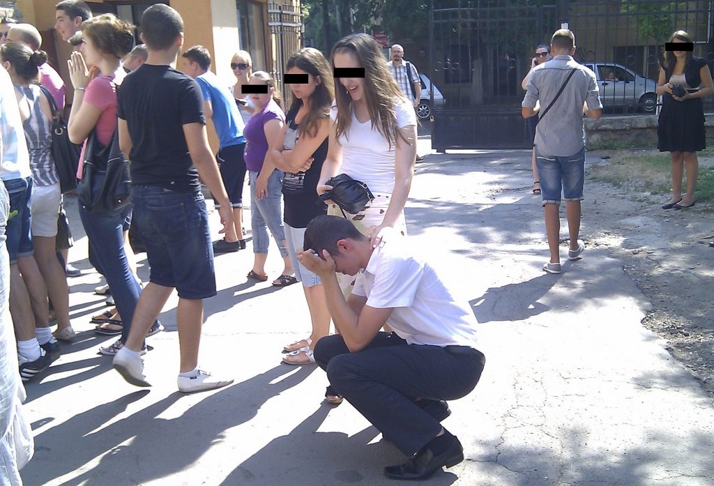 BACALAUREAT 2014: Perlele de la BAC şi de la EVALUAREA NAŢIONALĂ au făcut furori pe internet