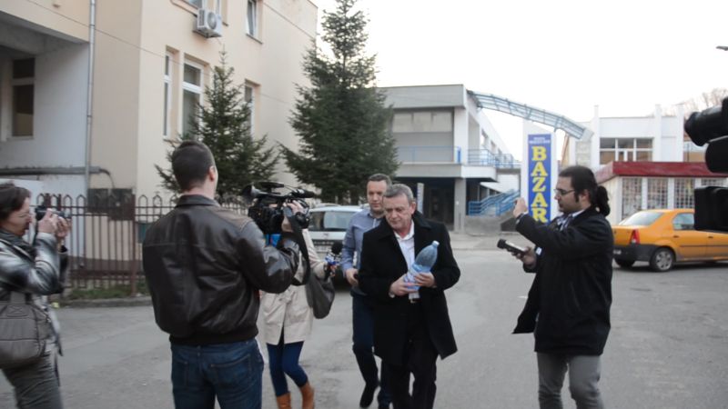 CAMPANIA MEDICUL DE GARDĂ. Doctorul care a bătut recordul naţional la luare de mită: 7 şpăgi în 2 minute!