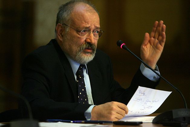 Datoriile TVR, 180 de milioane de euro. Cine sunt vinovaţii?