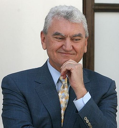 De ce a vrut Ponta girul lui Isărescu pentru şeful ASF