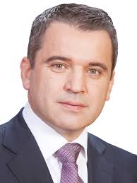 Deputatul PMP, Florin Secară: Victor Ponta îşi riscă selfie-uri cu lideri politici transatlantici din cauza baronilor PSD
