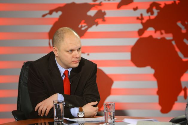 "Evenimentul zilei" TV. George Rîpă: Măsurile populiste din programul de guvernare vor arunca economia în zona gri