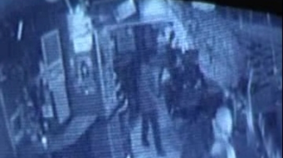 Execuție în stil mafiot la Constanţa. Un tânăr a fost lovit cu mașina, apoi a fost înjunghiat