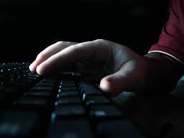 HACKERII români care au spart site-ul NASA au fost condamnați