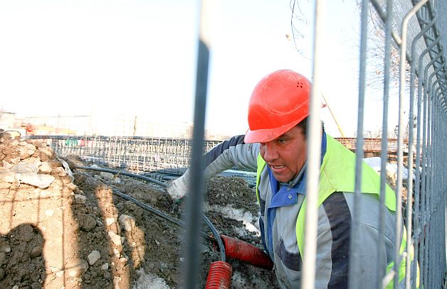 Harta emigraţiei din România. 2,5 milioane de români muncesc în străinătate. Oltenii, mai legaţi de vatră decât moldovenii