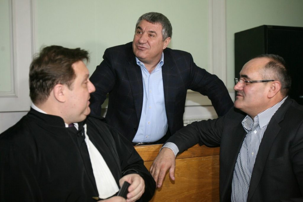 ”Impresarii” condamnați trebuie să plătească peste 1 MILION EURO despăgubiri statului